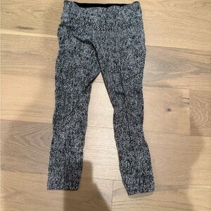 Black and White Textured Leggings